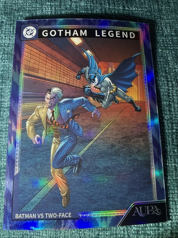 2025 Kakawow Aura DC Gotham Legend #ADC-GLI-07 Batman Vs Two-Face Blue Sapphire