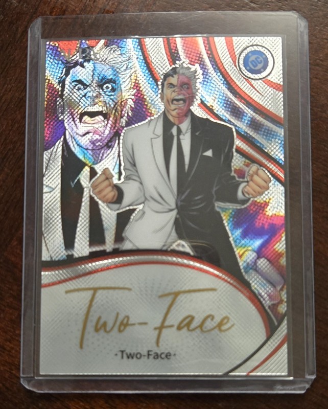 2025 Kakawow Aura DC Two-Face Script Art BLASTER CASE HIT – 1:168, Batman