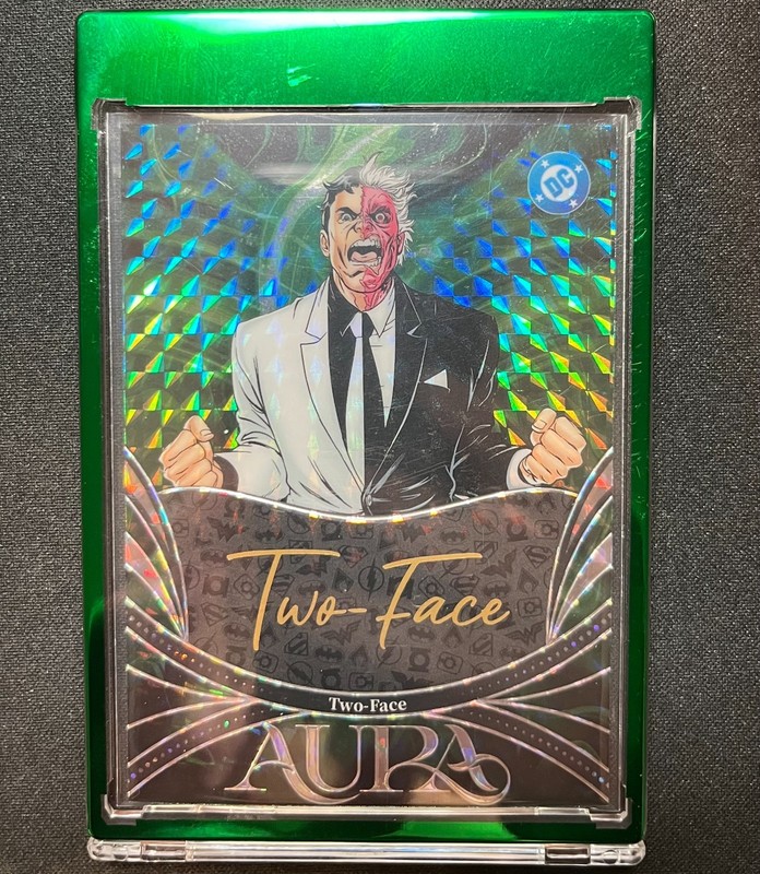 2025 Kakawow Aura DC Script Art Auto Two-Face #ADC-SGL-40 Green 02/25