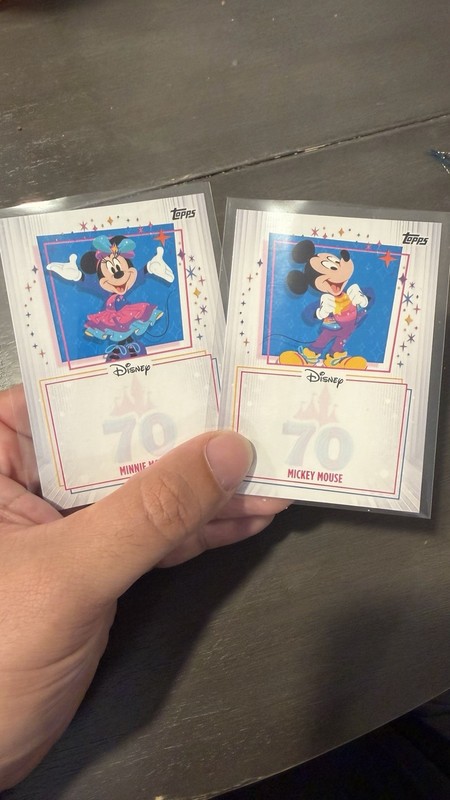 Topps 2025 Disneyland 70th Anniv Mickey + Minnie Mouse Autograph Opportunity.